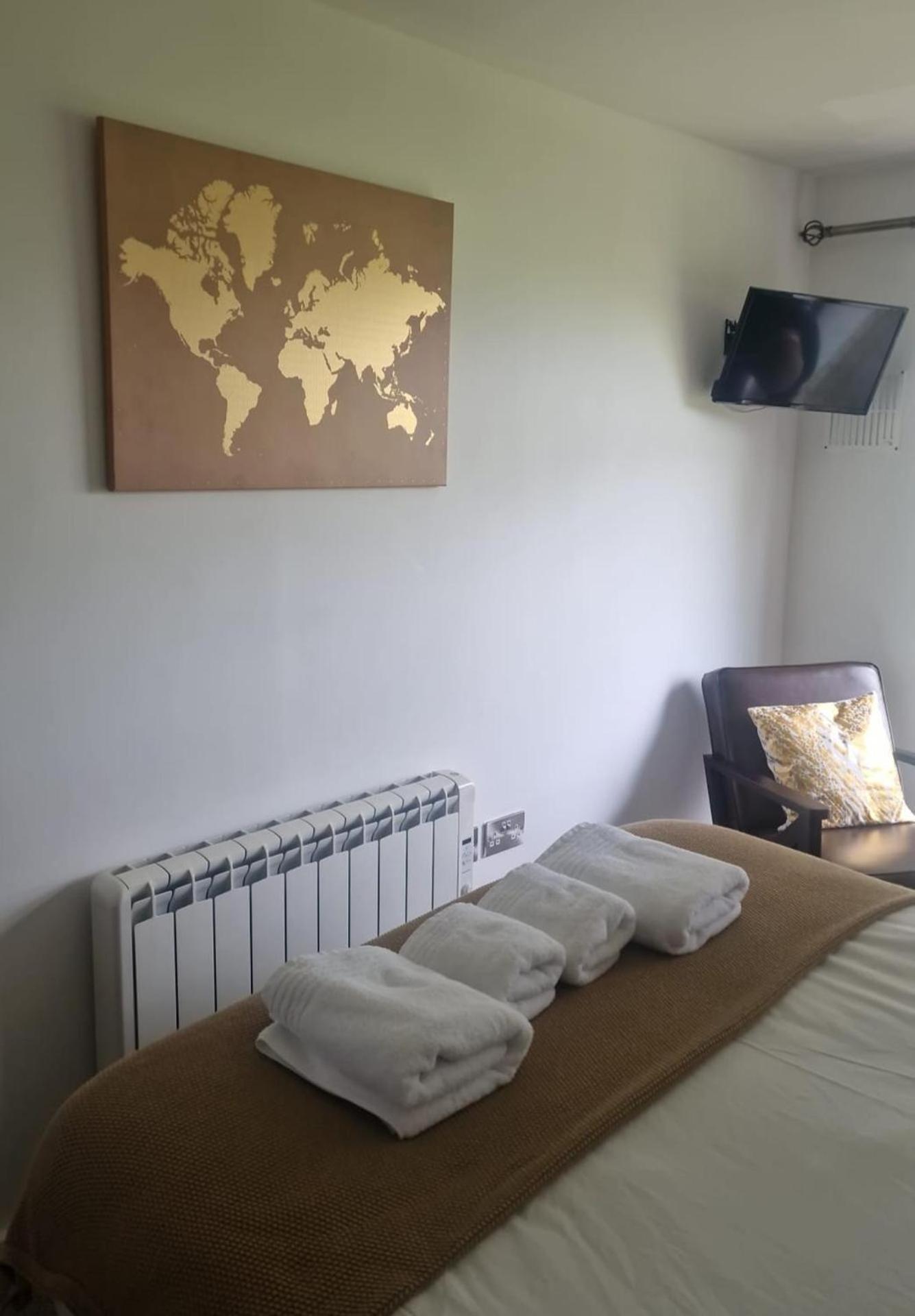 Modern Peaceful Open Plan 1-bed Rutland Morcott